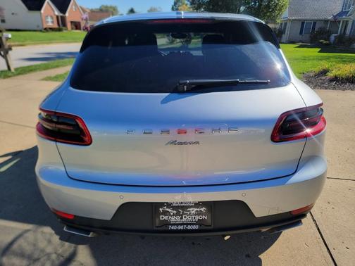 2017 Porsche Macan AWD