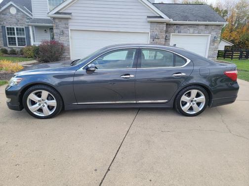 2011 Lexus LS 460 Base