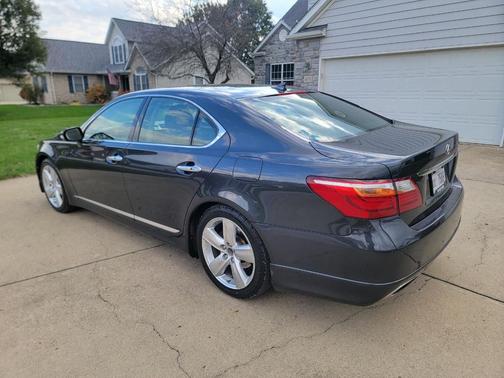 2011 Lexus LS 460 Base