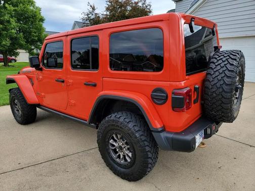 Punkn Metallic Clearcoat 2023 Jeep Wrangler Rubicon 392