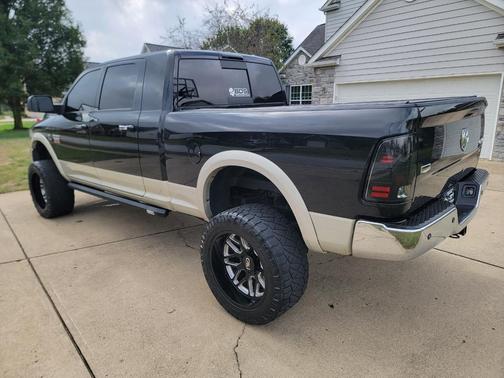2010 Dodge Ram 3500 Laramie