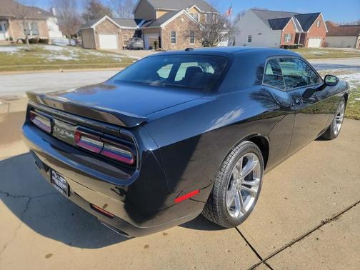 2022 Dodge Challenger R/T