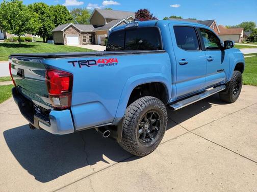 Cavalry Blue 2019 Toyota Tacoma TRD Sport