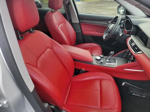 Silver 2018 Alfa Romeo Stelvio Ti