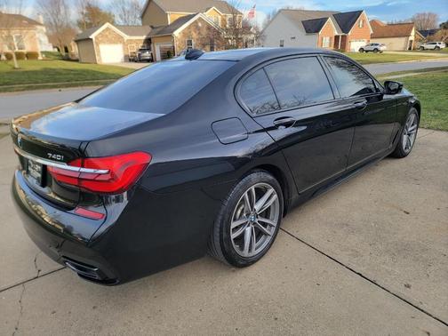 2019 BMW 740 xDrive