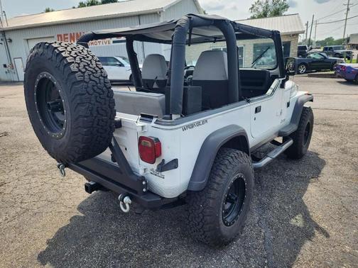 White 1994 Jeep Wrangler S
