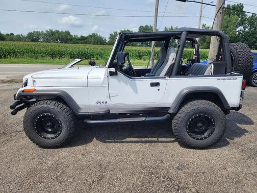 White 1994 Jeep Wrangler S