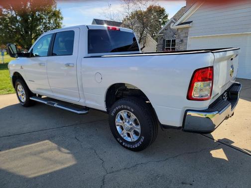 2019 RAM 2500 Big Horn Crew Cab 4x4 6'4' Box