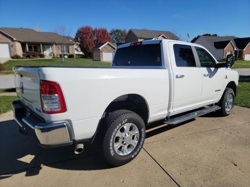2019 RAM 2500 Big Horn Crew Cab 4x4 6'4' Box