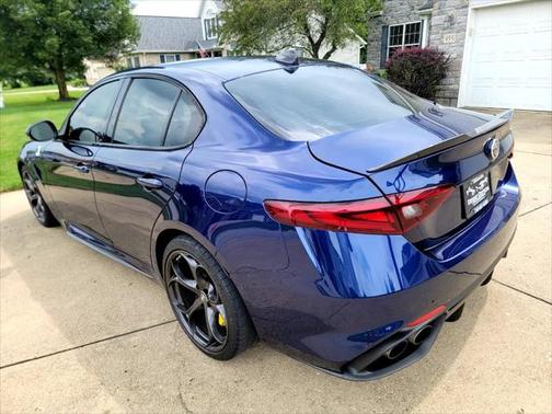 2017 Alfa Romeo Giulia Quadrifoglio