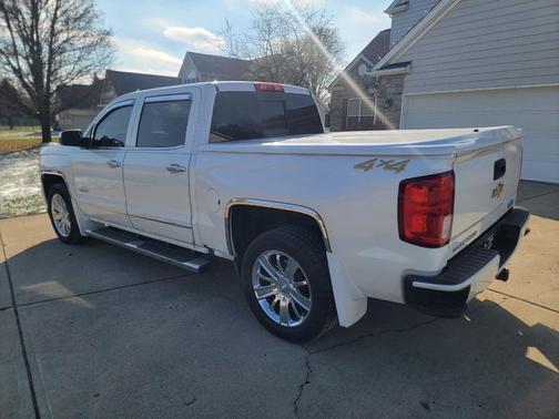 2016 Chevrolet Silverado 1500 High Country