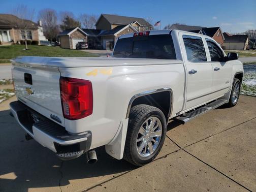 2016 Chevrolet Silverado 1500 High Country