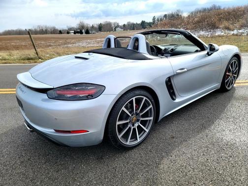 2017 Porsche 718 Boxster S