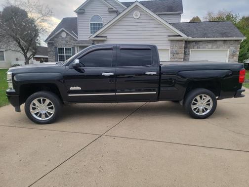 2014 Chevrolet Silverado 1500 High Country