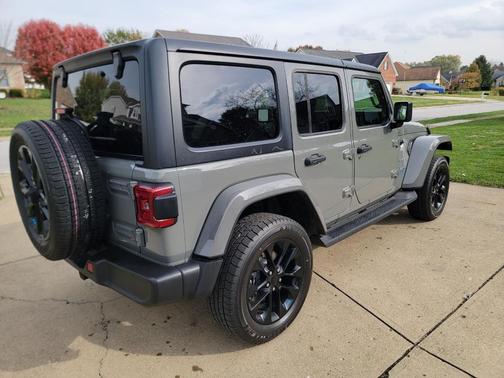 2023 Jeep Wrangler 4xe Sahara
