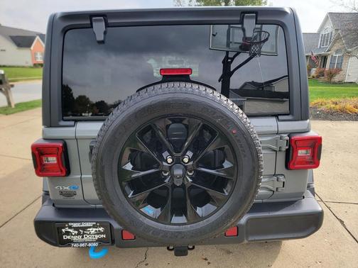 2023 Jeep Wrangler 4xe Sahara