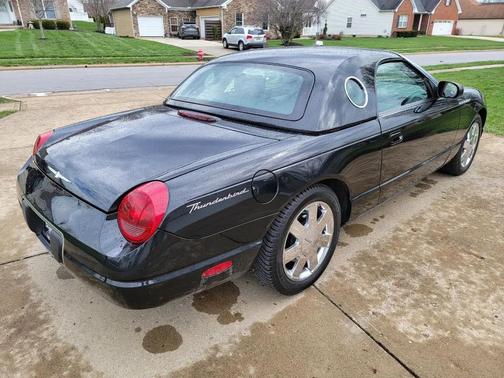 2002 Ford Thunderbird Premium