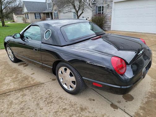 2002 Ford Thunderbird Premium