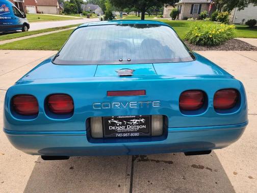 Teal 1995 Chevrolet Corvette Base