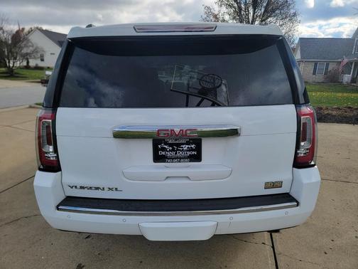 2017 GMC Yukon XL Denali