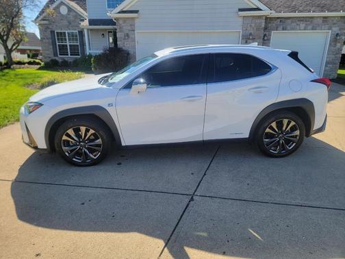 2019 Lexus UX 250h F Sport