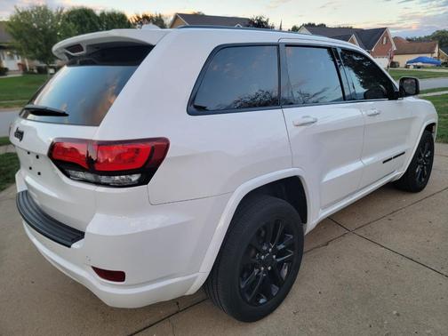 2021 Jeep Grand Cherokee Laredo