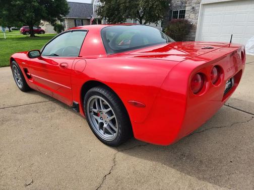 Torch Red 2001 Chevrolet Corvette Z06