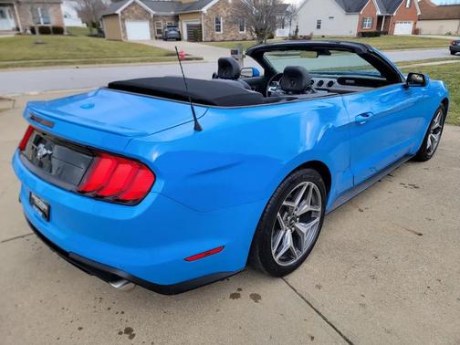 2023 Ford Mustang EcoBoost