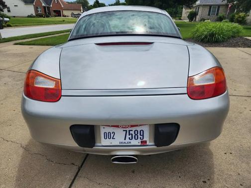 Arctic Silver Metallic 1997 Porsche Boxster 2dr Roadster Manual