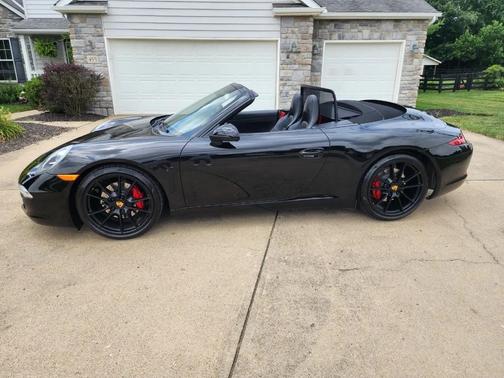 Black 2015 Porsche 911 Carrera