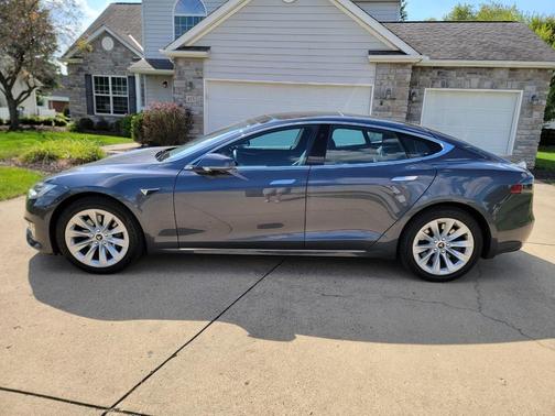 2018 Tesla Model S 100D