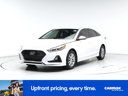 White 2019 Hyundai SONATA SE