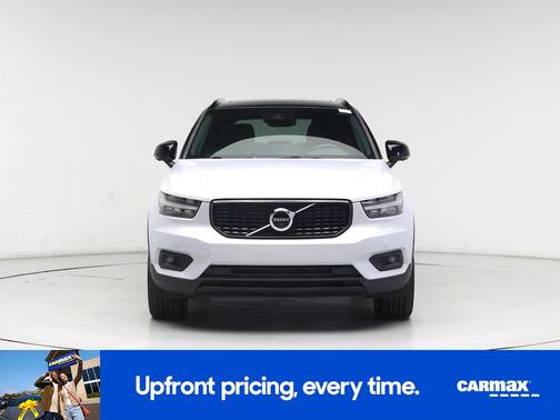 2021 Volvo XC40 T5 R-Design