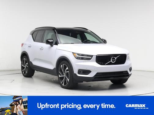 2021 Volvo XC40 T5 R-Design