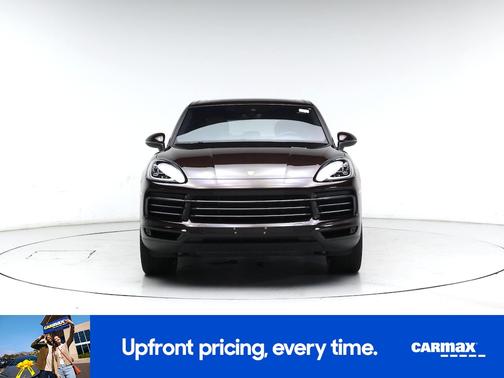 Burgundy 2019 Porsche Cayenne