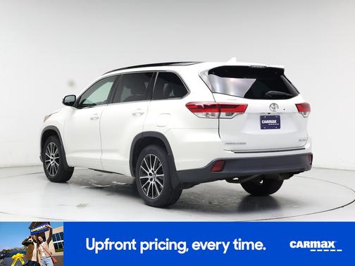 2017 Toyota Highlander SE