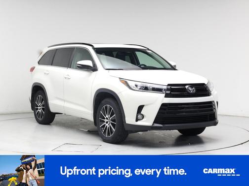2017 Toyota Highlander SE