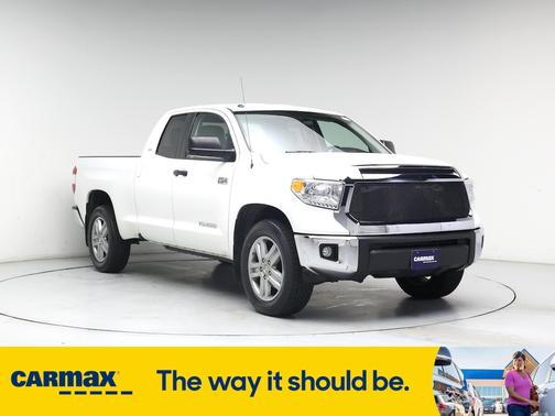 2015 Toyota Tundra SR5