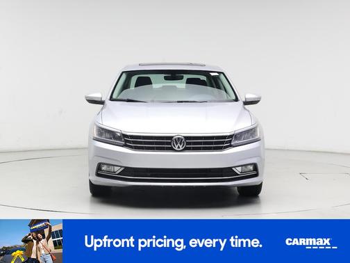 2016 Volkswagen Passat SE w/Tech