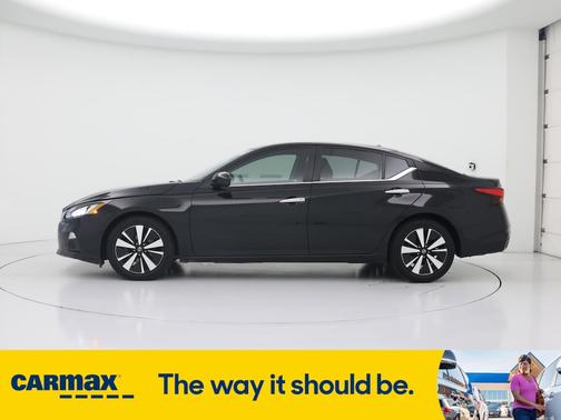 2021 Nissan Altima SV