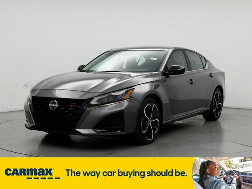 2023 Nissan Altima SR