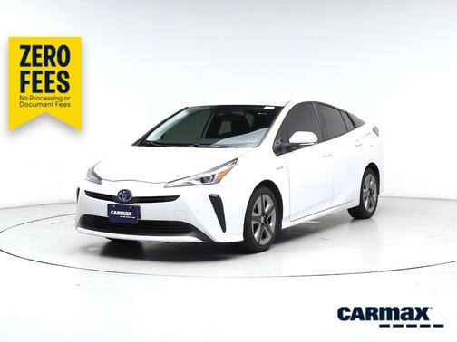 White 2021 Toyota Prius XLE