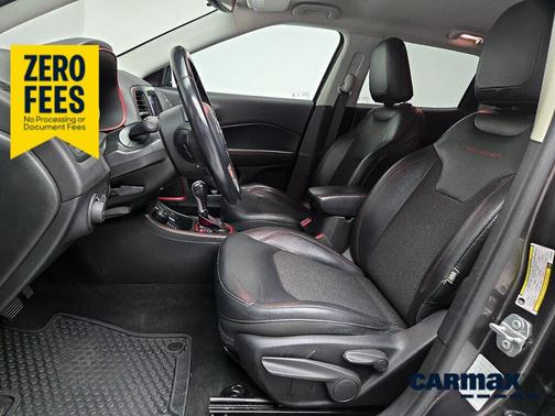 Gray 2018 Jeep Compass Trailhawk