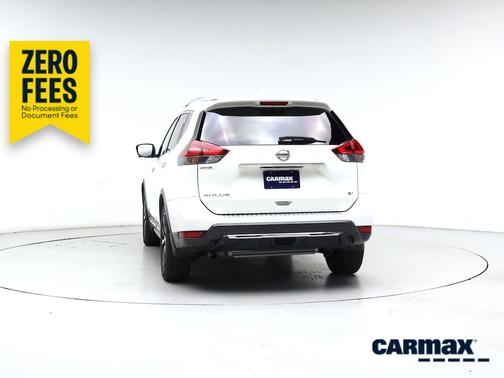 White 2018 Nissan Rogue SL