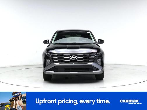 Black 2025 Hyundai TUCSON SE