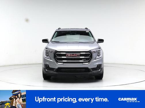 Silver 2024 GMC Terrain AT4