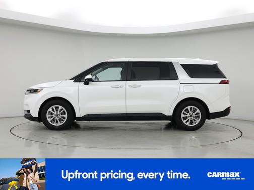 2024 Kia Carnival LX Seat Package