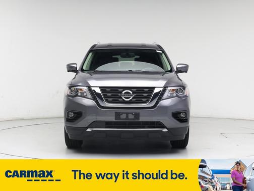 2019 Nissan Pathfinder SL