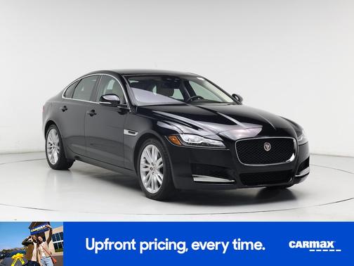 2017 Jaguar XF Prestige