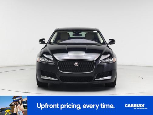 2017 Jaguar XF Prestige